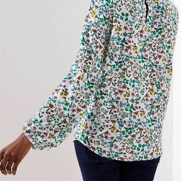 LOFT • Floral Oversized Bell Cuff Blouse - Picture 2 of 6